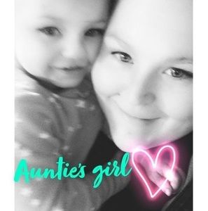 Meet your Posher, Deborah